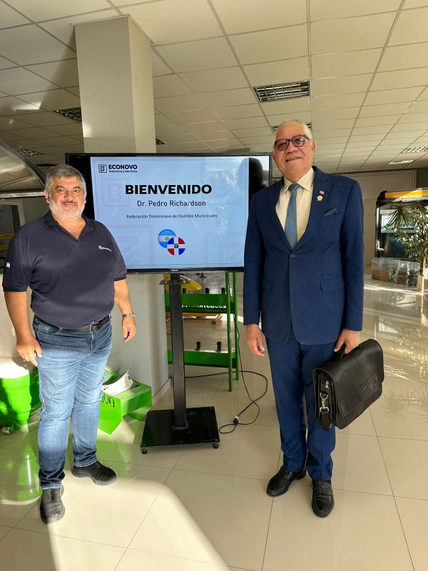 DIRECTOR EJECUTIVO DE FEDODIM VISITA EMPRESA DE SOLUCIONES AMBIENTALES.