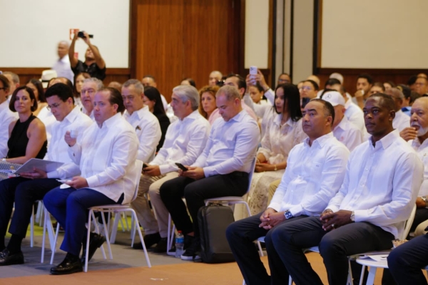 Presidente de FEDODIM participa en la presentaci&oacute;n del Plan de Reordenamiento Territorial para Ver&oacute;n-Punta Cana
